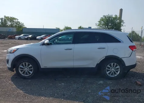 2017 Kia Sorento 2.4L Lx z USA, uszkodzony, nr VIN 5XYPGDA33HG219471